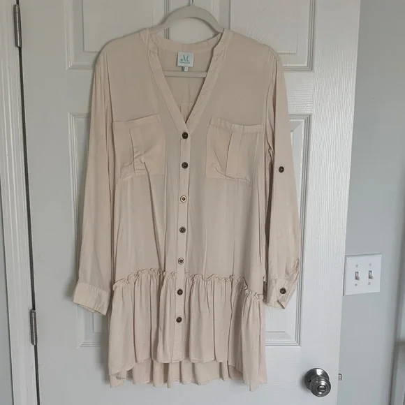 Cream Ruffled Hem Dress - Picture 2 of 7